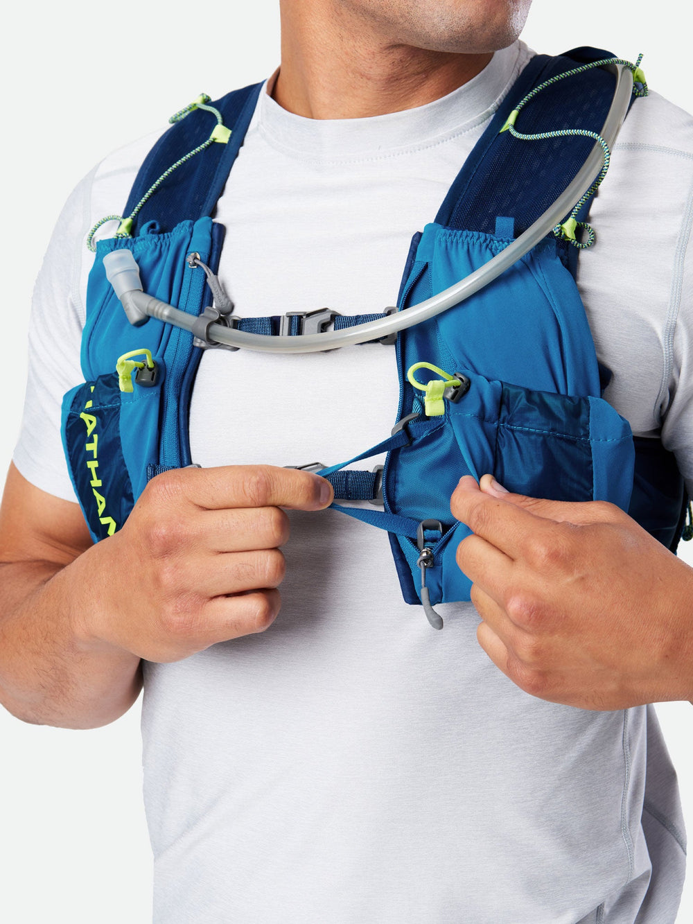 VaporAir Liter Hydration Pack – Nathan Sports - Main Image