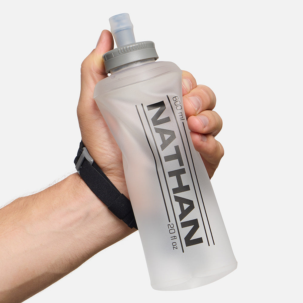 Pinnacle Lite Handheld 20oz – Nathan Sports