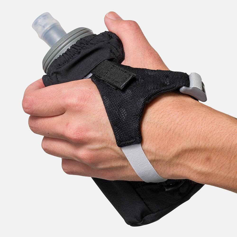 Pinnacle Soft Flask Handheld 18oz | Nathan Sports