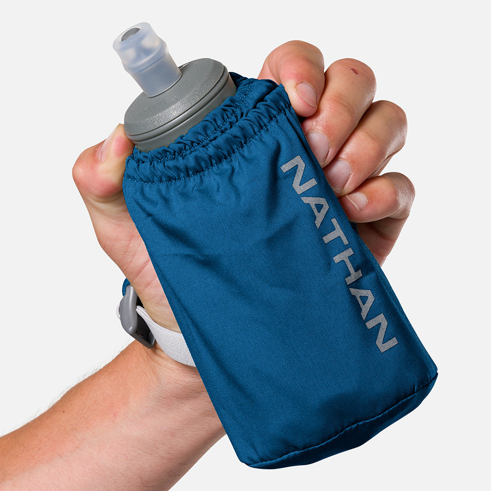 Pinnacle Soft Flask Handheld 18oz | Nathan Sports